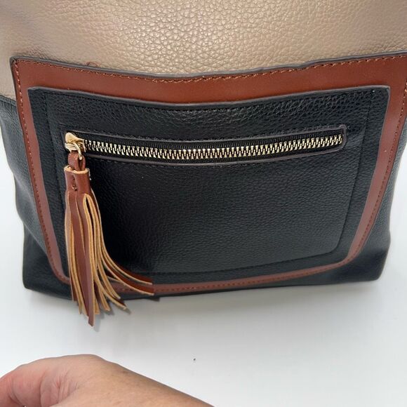 Adrienne Vittadini Lexington Pebble Collection Tote - Picture 4 of 11